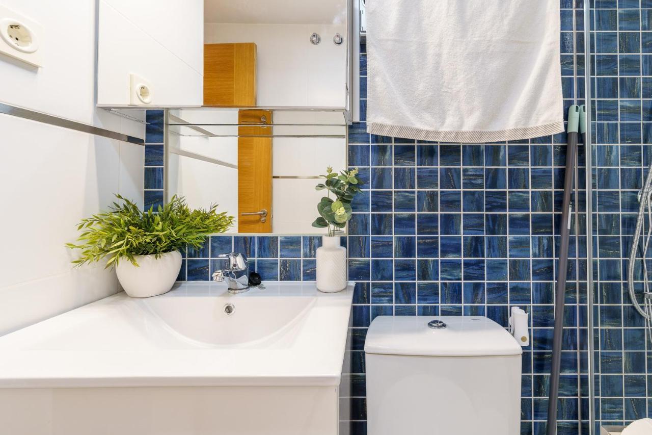 Malagasuite Cozy Center Apartment & Parking Экстерьер фото