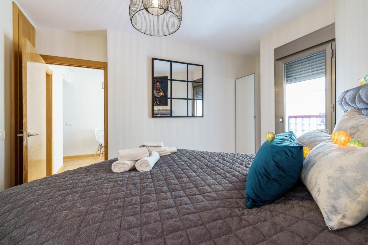 Malagasuite Cozy Center Apartment & Parking Экстерьер фото